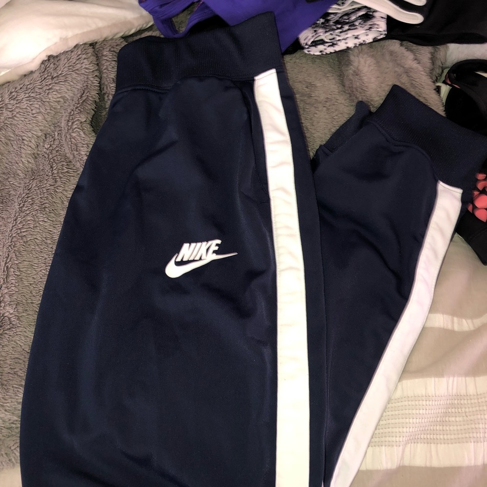 Nike joggers